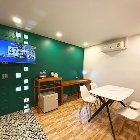 Plernpetch Hotel Surat Thani Bagian luar foto